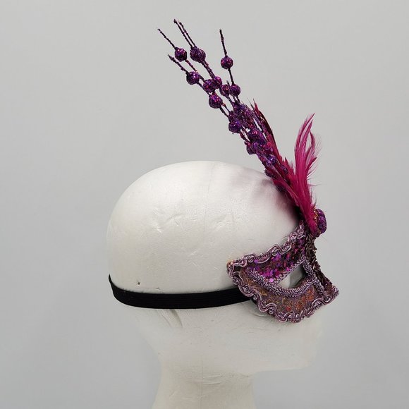 Venetian Angel Beaded & Feather Mask - Picture 6 of 16